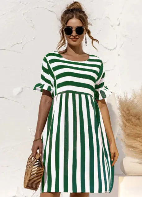 FashionWave - Sjarmerende Stripete Kjole for Varme Dager Motelys