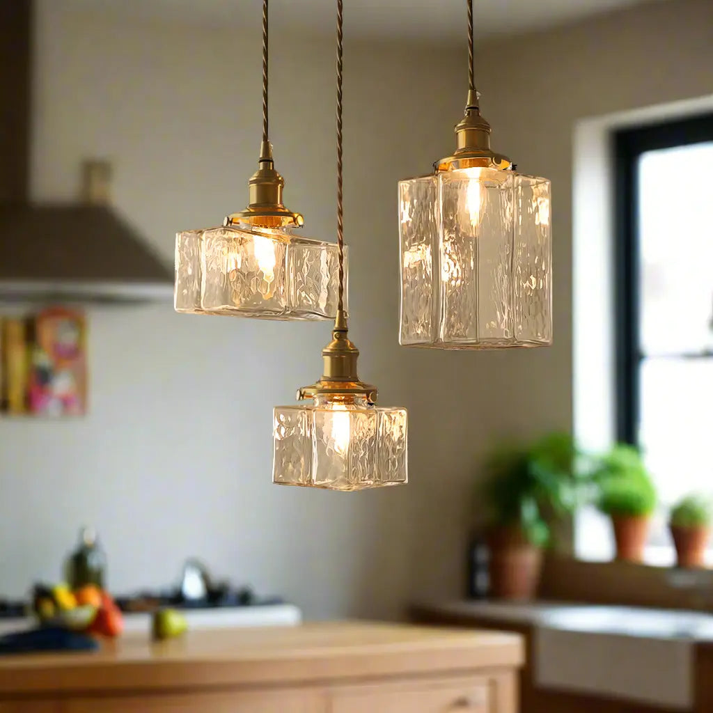 LuxeGlow - Retro Hengende Glasslampe for Klassiskt Design Motelys