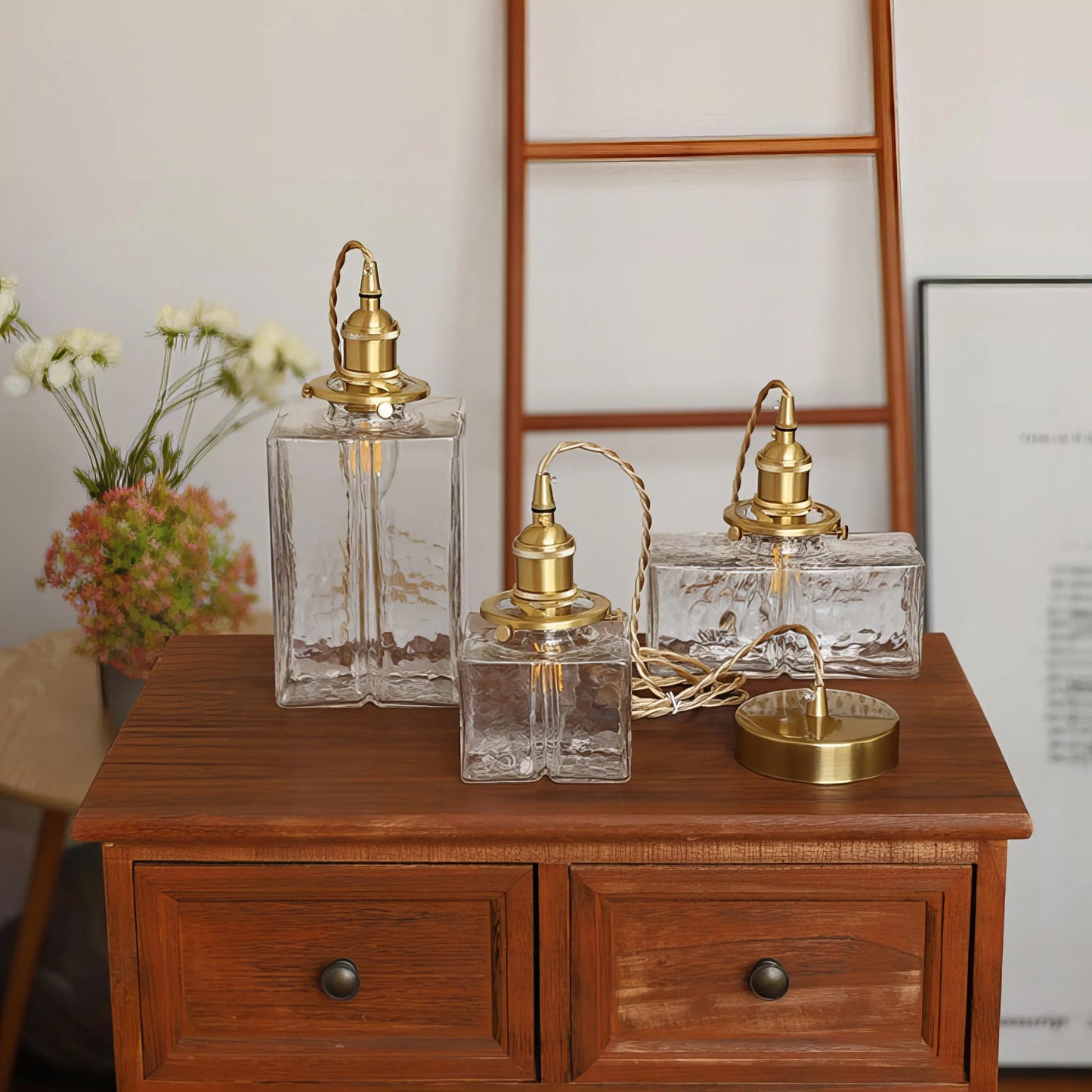 LuxeGlow - Retro Hengende Glasslampe for Klassiskt Design Motelys