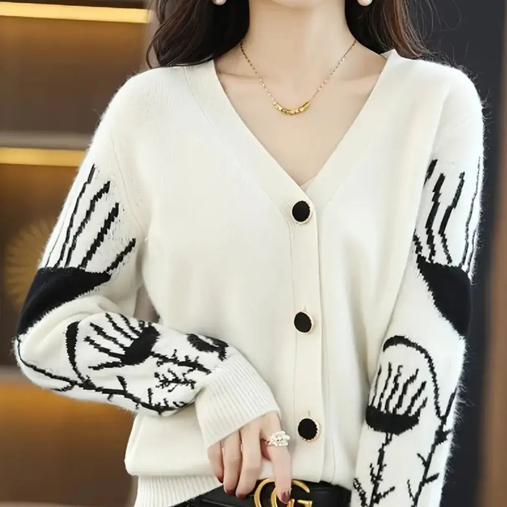 ChicLayer - V-Hals Cardigan til Dame for Elegant Stil Motelys