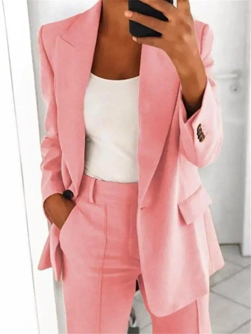 Sophia - Skreddersydd Blazersett for Tidløs Eleganse Motelys