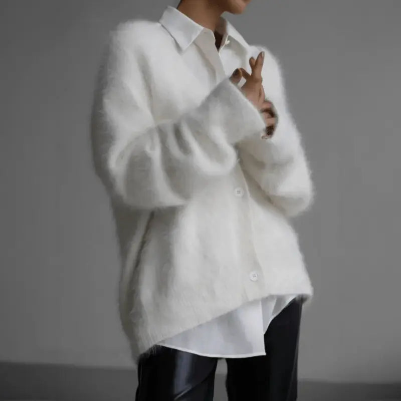 Aurora - Luksuriøs Cashmere-Cardigan med Myk Komfort Motelys