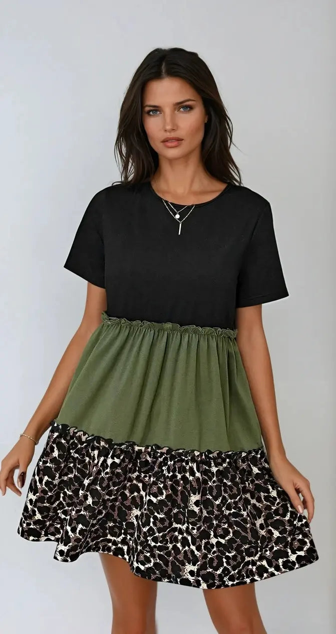 Noir Luxe Casual T-skjortekjole – Uanstrengt Eleganse Motelys
