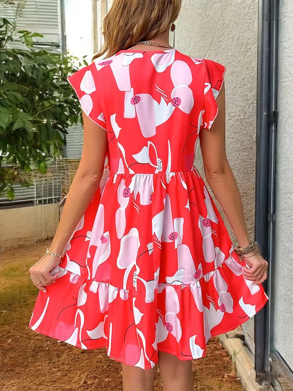 Blossom Breeze Trykt Notch Cap Ermekjole – En Sommerfavoritt Motelys