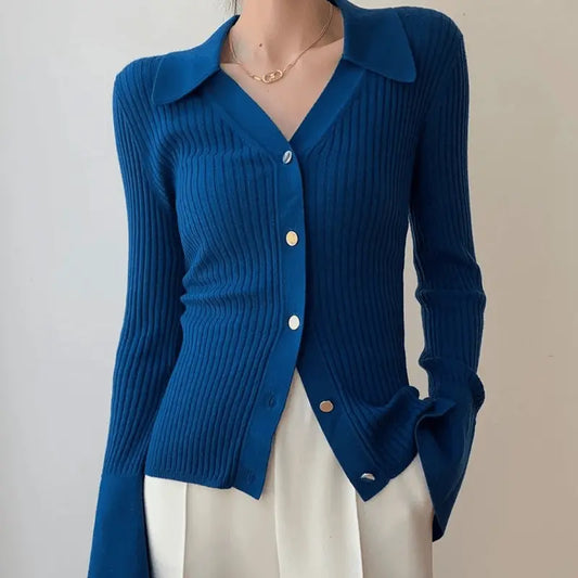 WarmNest - Strikket Cardigan for En Koselig Vinterstil Motelys