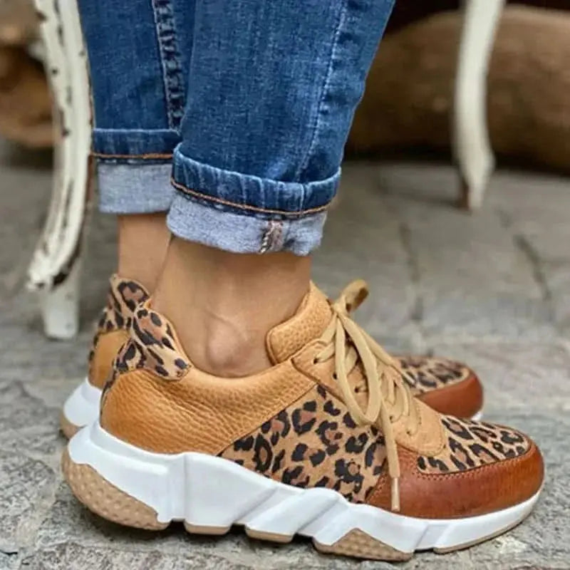 SneakerVibe - Trendy Joggesko med Leopardtrykk for en Unik Stil Motelys