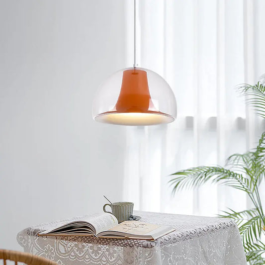 LumiSphere - Halvsirkelformet Anheng i Glass for Unik Belysning Motelys