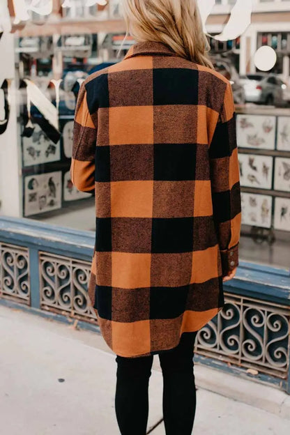 TrendyKnits - Rutete Cardigan til Dame for En Stilig Vår Motelys
