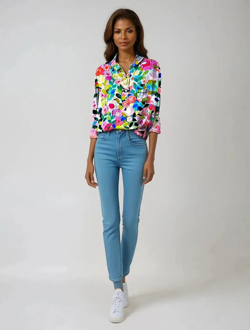 FloralVibe - Bluse med Blomstermønster for En Fargerik Garderobe Motelys