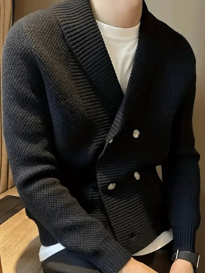 Dobbelkneppet strikket cardigan for menn – Elegant genser med sjalskrage til vinteren Motelys