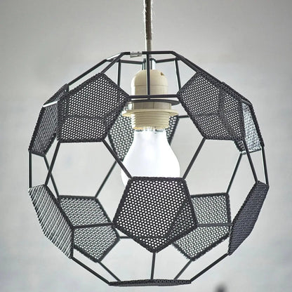 SportyGlow - Kreativ Pendellampe med Fotballskygge for Ungdomsrom Motelys