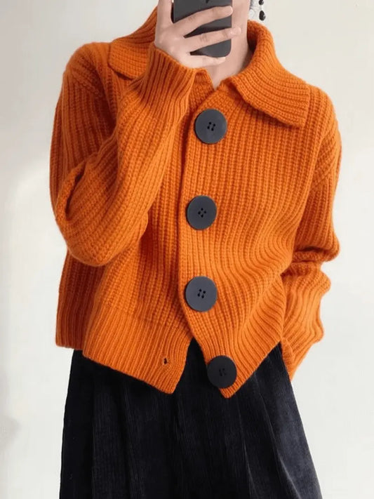 StyleNest - Elegant Cardigan med Knappelukking for Å Gjøre Inntrykk Motelys