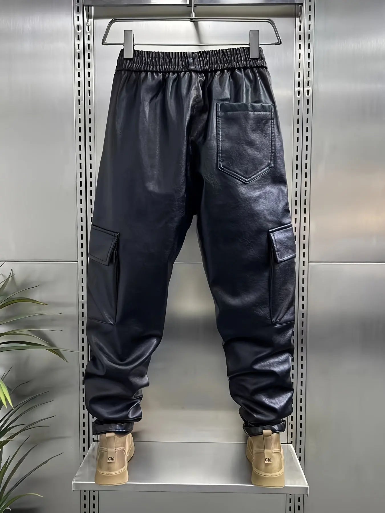 UrbanFlex - Cargo Joggebukse I PU-Lær For Trendy Utseende Motelys
