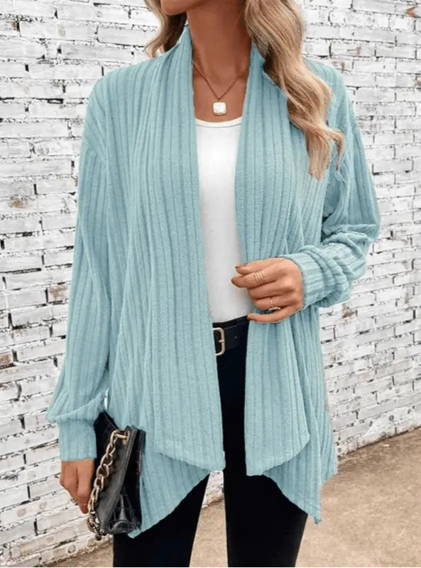 CozyCocoon - Vest i Flaggermusstrikk for En Trendy Vinterlook Motelys