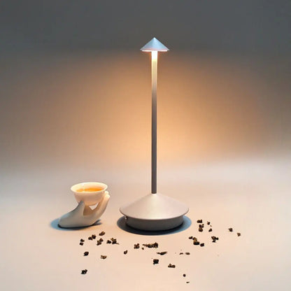 Stilfull bordlampe Motelys