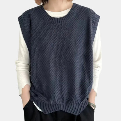 KnitChic - Strikket Veste for Kvinner i Stilfull Design Motelys