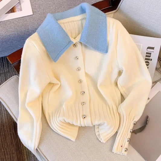 Strikket cardigan med kontrastfarger Motelys