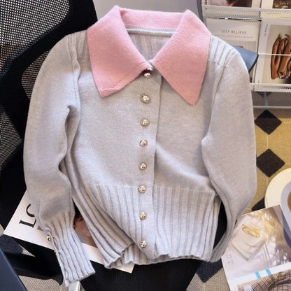 Strikket cardigan med kontrastfarger Motelys