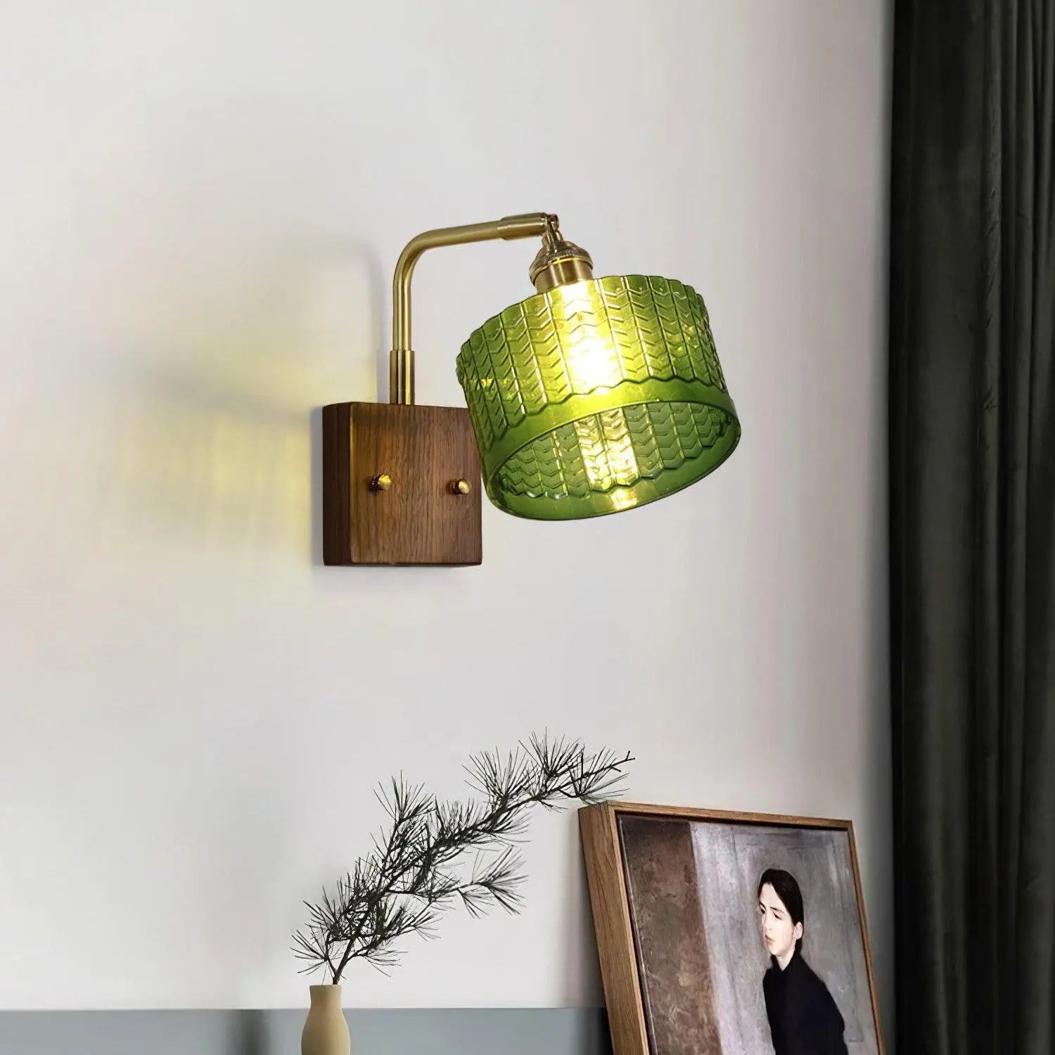 LumoGlow - Elegant Vegglampe for Modernt Interiør Motelys