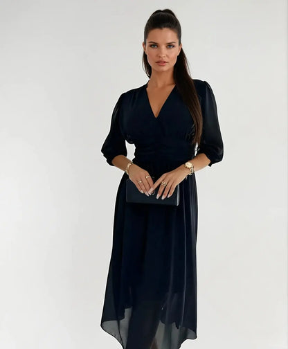 SilkDreams - Elegant Kjole i Lys Silkesilkekorsong for Alle Anledninger Motelys