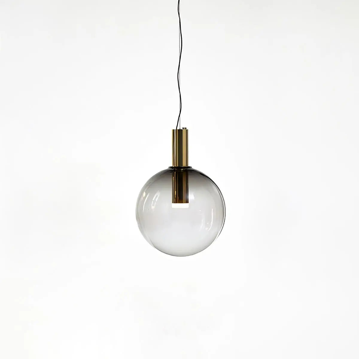GlowSphere - Elegant Pendellampe for Stilfulle Interiør Motelys