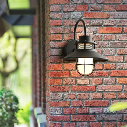 BrightForge - Industriell Utendørslampe for Et Rått Utseende Motelys