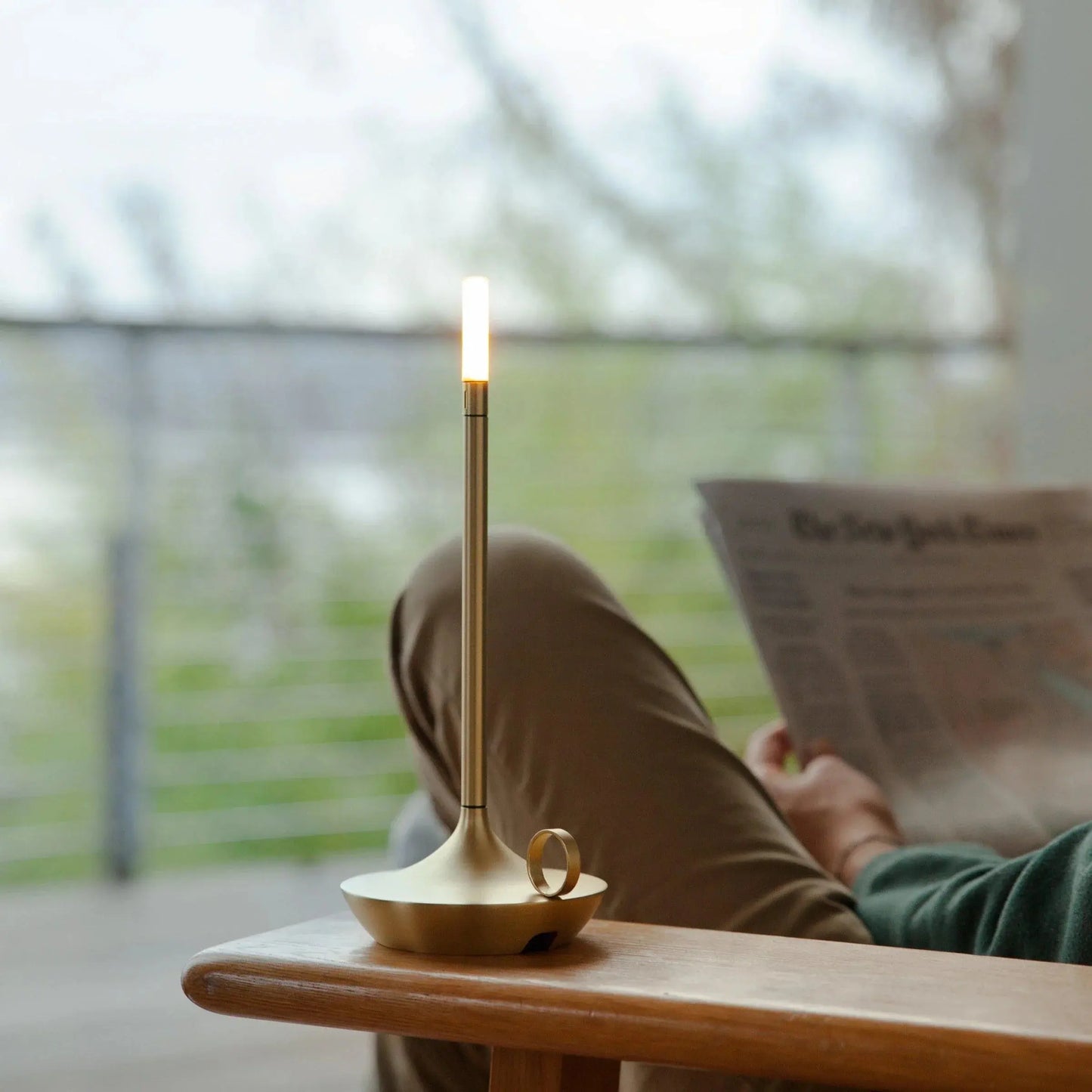 Minimalistisk bordlampe Motelys