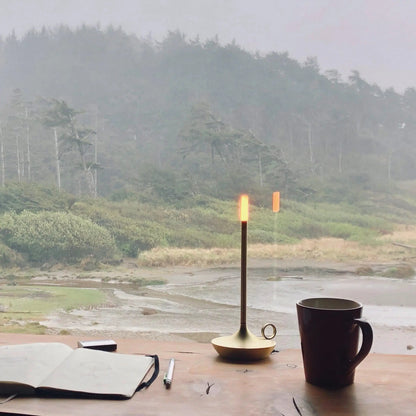 Minimalistisk bordlampe Motelys