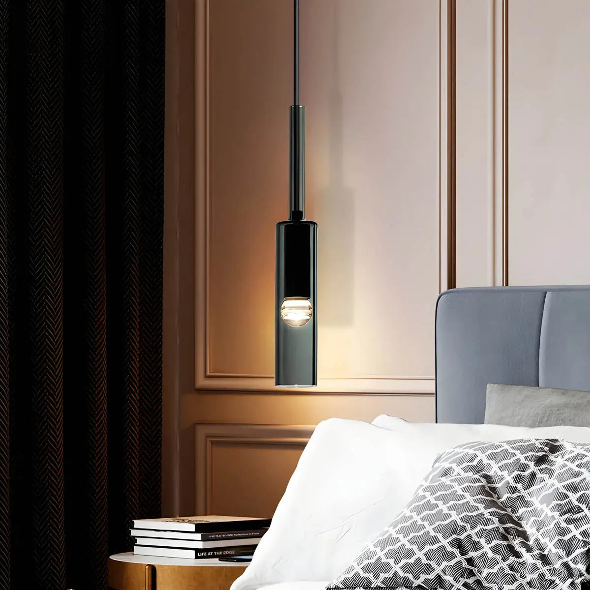 CrystalAura - Elegant Anhengslampe i Krystall for Glamourøs Belysning Motelys