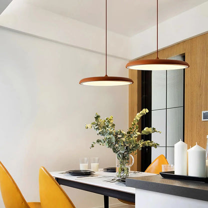 LuxeLight - Stilren Pendellampe for Hjemmekos Motelys