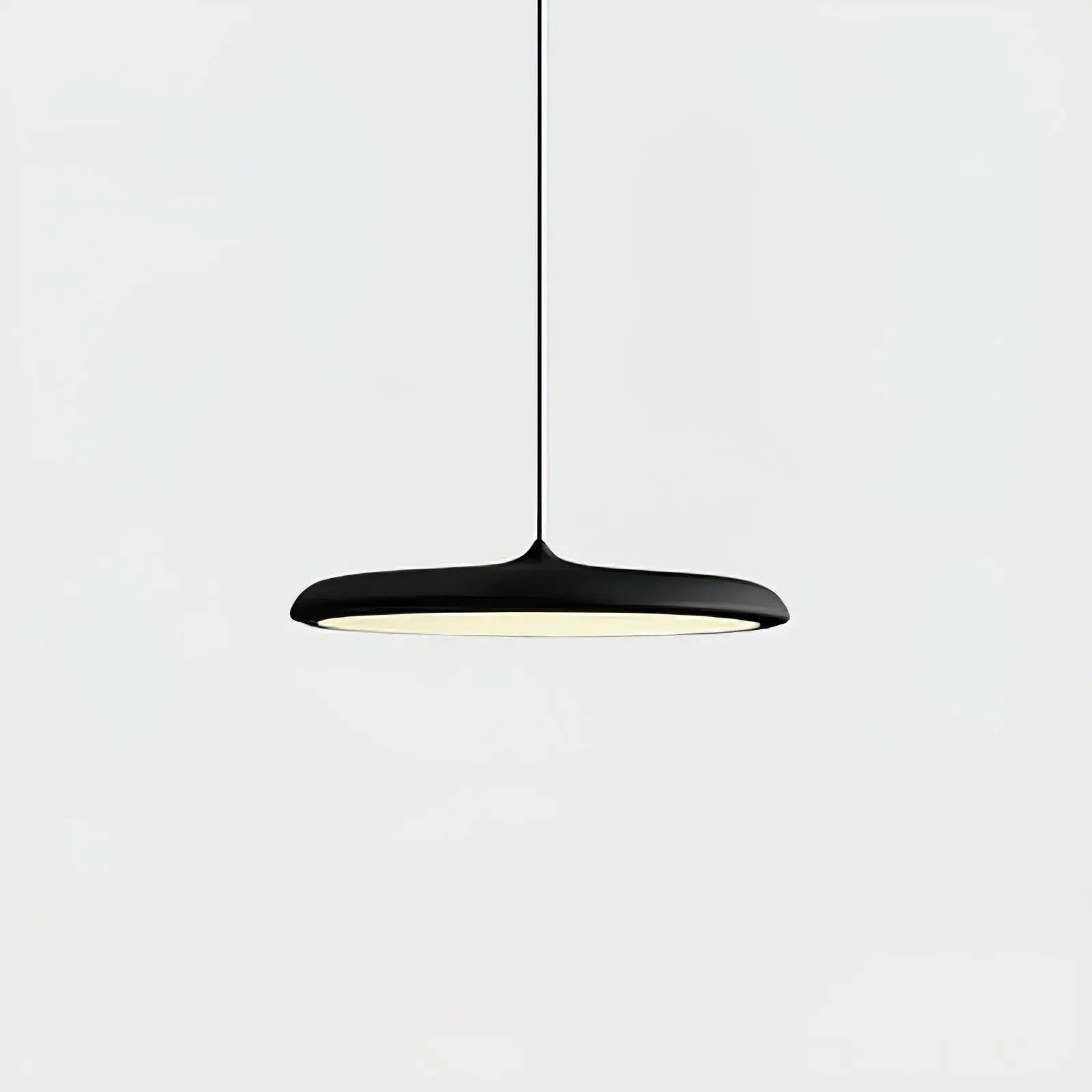 LuxeLight - Stilren Pendellampe for Hjemmekos Motelys