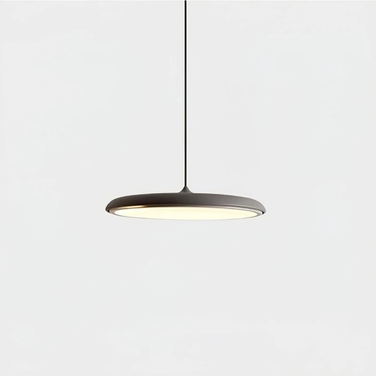 LuxeLight - Stilren Pendellampe for Hjemmekos Motelys