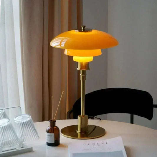 LumiCraft - Elegant Bordlampe i Glass for Stilfull Belysning Motelys