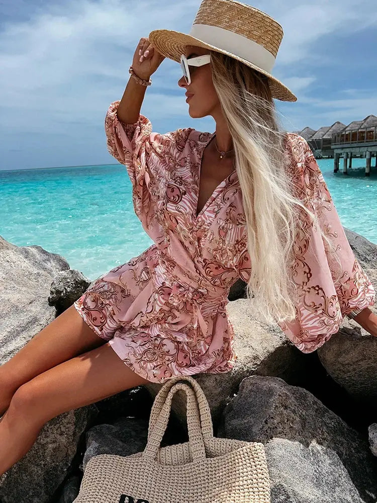 VibeTrend - Sommerlig Jumpsuit Med Dyp V-Hals For Enkslende Stiler Motelys