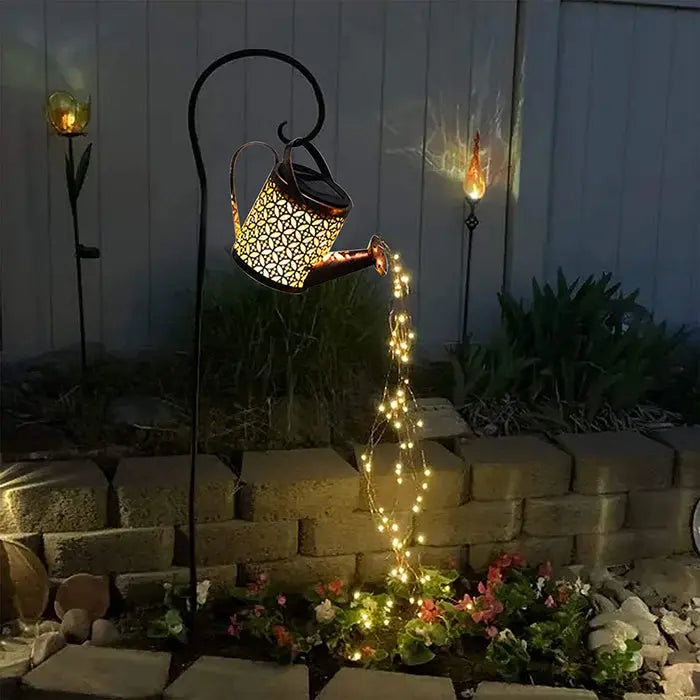 Solcelledrevet lampe i form av en vannkanne Motelys