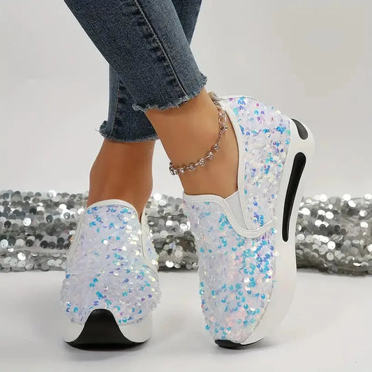 ChicRise - Trendy Slip On Kilehæl for Elegante Anledninger Motelys
