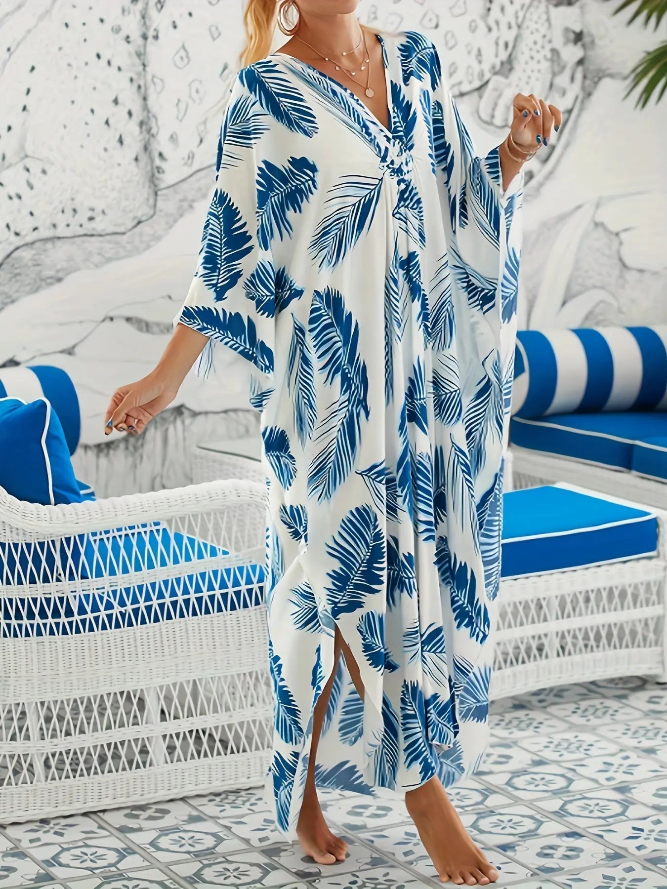 ChicEssence - Trendy Slå-Om-Kjole for Elegante Dager Motelys