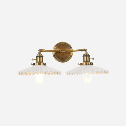 LuxeGlow - Keramisk Dobbelthodelampe med Klassisk Stil Motelys
