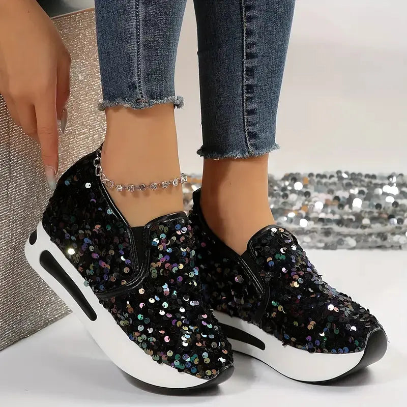 ChicRise - Trendy Slip On Kilehæl for Elegante Anledninger Motelys
