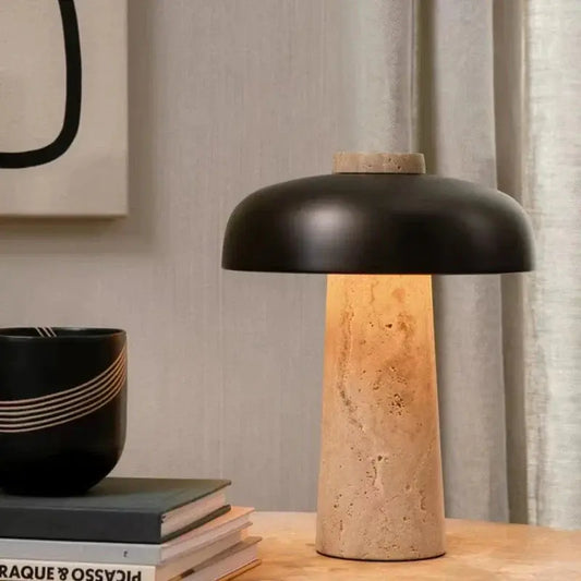 Bordlampe i naturlig travertin Motelys