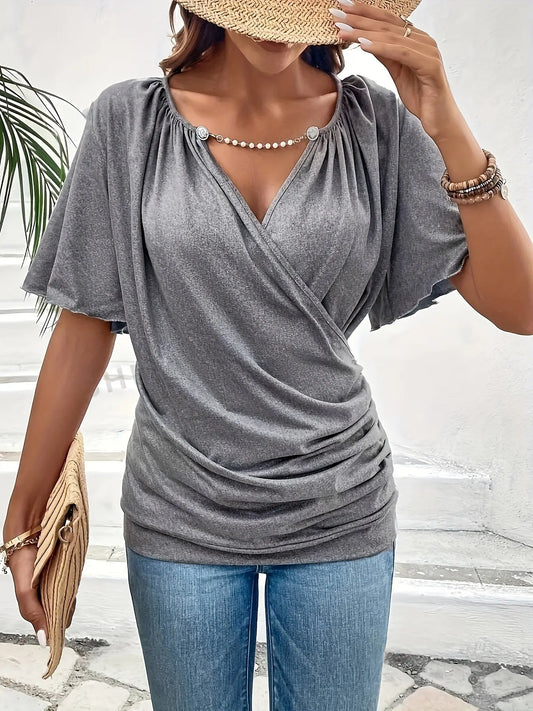 ElegantWear - Bluse med V-hals og Perledetaljer Motelys
