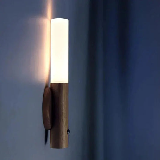 LuxeLight - Oppladbar Lampett i Tre for Stilig Belysning Motelys
