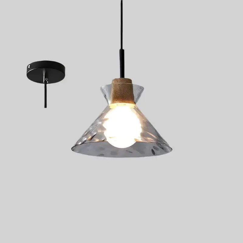 LuxeGlow - Stilig Glass Pendellampe i Treoppheng for Moderne Rom Motelys
