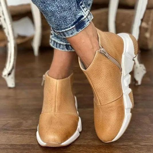 StepStyle - Trendy Ankelstøvler for Enhver Anledning Motelys