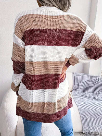 AutumnAura - Høstcardigan for Enkelt og Stilfullt Utseende Motelys