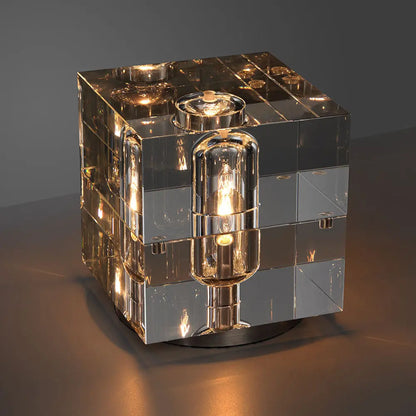 CrystalLight - Stilig LED Crystal Cube Bordlampe for Elegant Belysning Motelys