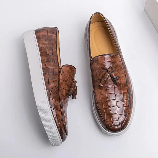 TrendStep - Sofistikerte Loafers for Menn som Holder Stilen Motelys