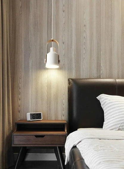 Pendellampe i Tre og Metall Motelys