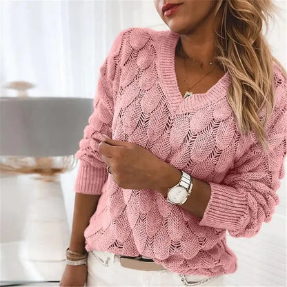 KnitStyle - Heklet Genser med V-Hals for Unik Eleganse Motelys