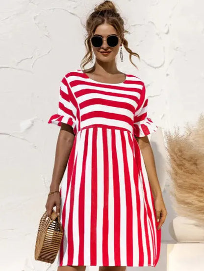 FashionWave - Sjarmerende Stripete Kjole for Varme Dager Motelys
